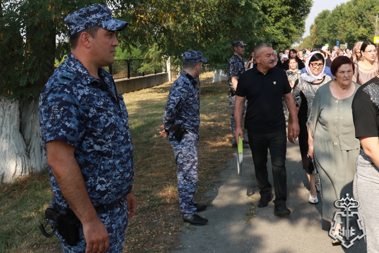 РОСГВАРДИЯ ОБЕСПЕЧИЛА ПРАВОПОРЯДОК ВО ВРЕМЯ ТРЕХДНЕВНОЙ ВАХТЫ ПАМЯТИ В БЕСЛАНЕ