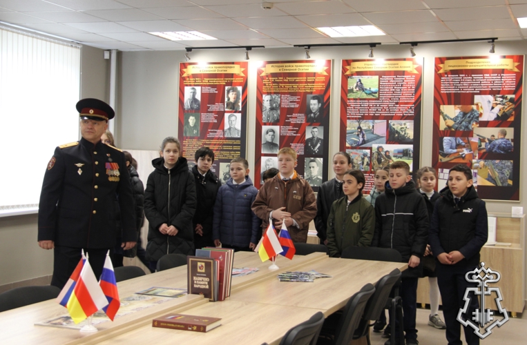 В УПРАВЛЕНИИ РОСГВАРДИИ ПО РЕСПУБЛИКЕ СЕВЕРНАЯ ОСЕТИЯ-АЛАНИЯ СОСТОЯЛОСЬ ОТКРЫТИЕ КОМНАТЫ БОЕВОЙ СЛАВЫ
