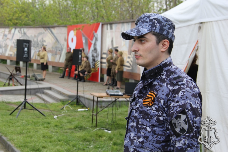 РОСГВАРДЕЙЦЫ ОБЕСПЕЧИЛИ ПРАВОПОРЯДОК ВО ВЛАДИКАВКАЗЕ В ДЕНЬ ПОБЕДЫ