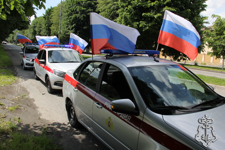 В Северной Осетии росгвардейцы приняли участие в автопробеге, посвященный Дню России