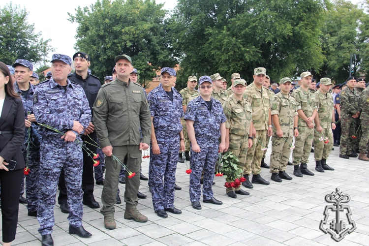 В Северной Осетии росгвардейцы почтили память жертв бесланской трагедии