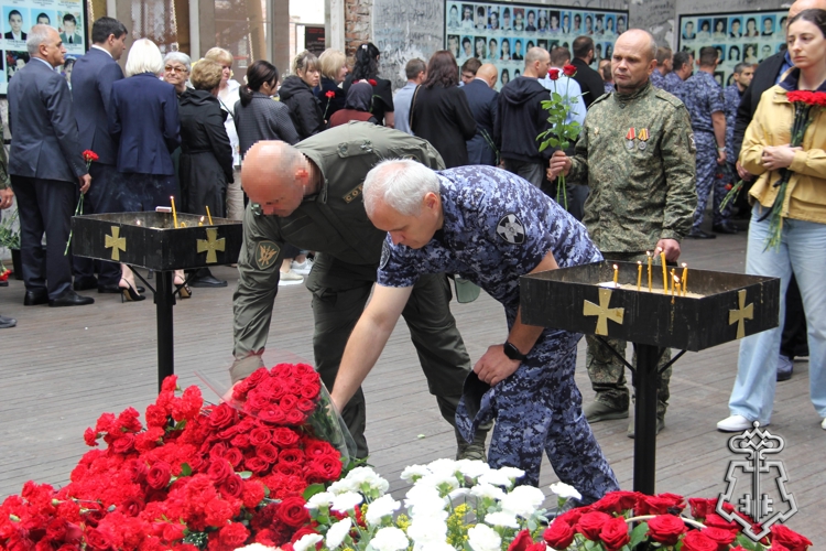 В Северной Осетии росгвардейцы почтили память жертв бесланской трагедии