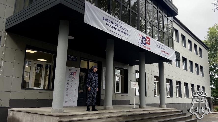 В РЕСПУБЛИКЕ СЕВЕРНАЯ ОСЕТИЯ – АЛАНИЯ РОСГВАРДИЯ ОБЕСПЕЧИЛА БЕЗОПАСНОСТЬ ЕДИНОГО ДНЯ ГОЛОСОВАНИЯ
