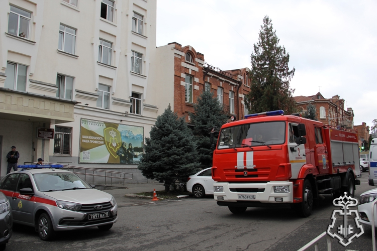 В УПРАВЛЕНИИ ВНЕВЕДОМСТВЕННОЙ ОХРАНЫ РОСГВАРДИИ ПО РЕСПУБЛИКЕ СЕВЕРНАЯ ОСЕТИЯ-АЛАНИЯ ПРОШЛО МЕЖВЕДОМСТВЕННОЕ ПОЖАРНО-ТАКТИЧЕСКОЕ ЗАНЯТИЕ